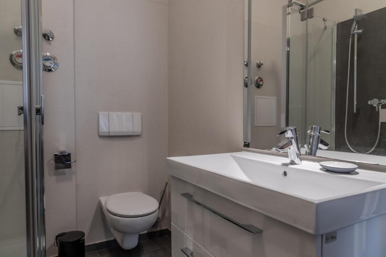 Strandnahe 2-Raum-Ferienwohnung Im Zentrum - Residenz Strandeck Fewo 02 Goehren  Exterior foto