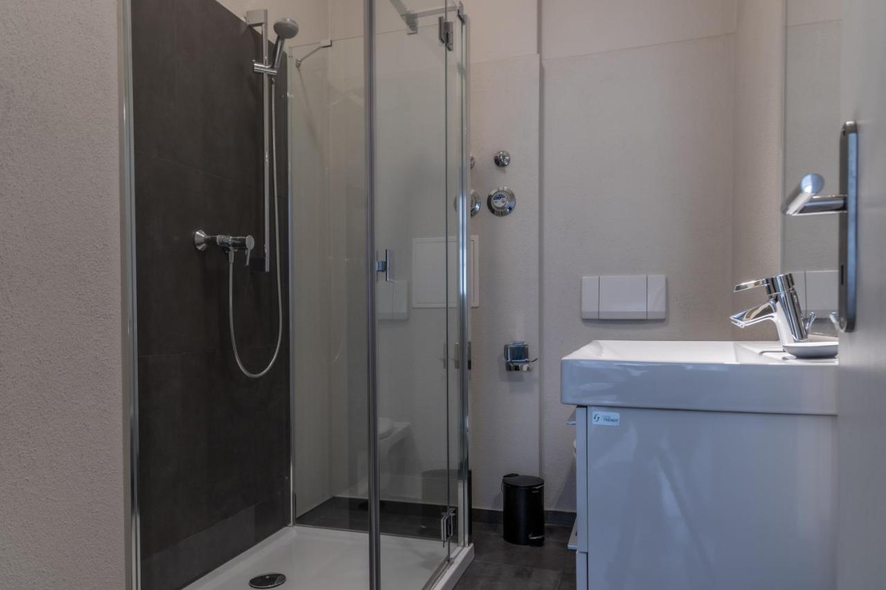 Strandnahe 2-Raum-Ferienwohnung Im Zentrum - Residenz Strandeck Fewo 02 Goehren  Exterior foto